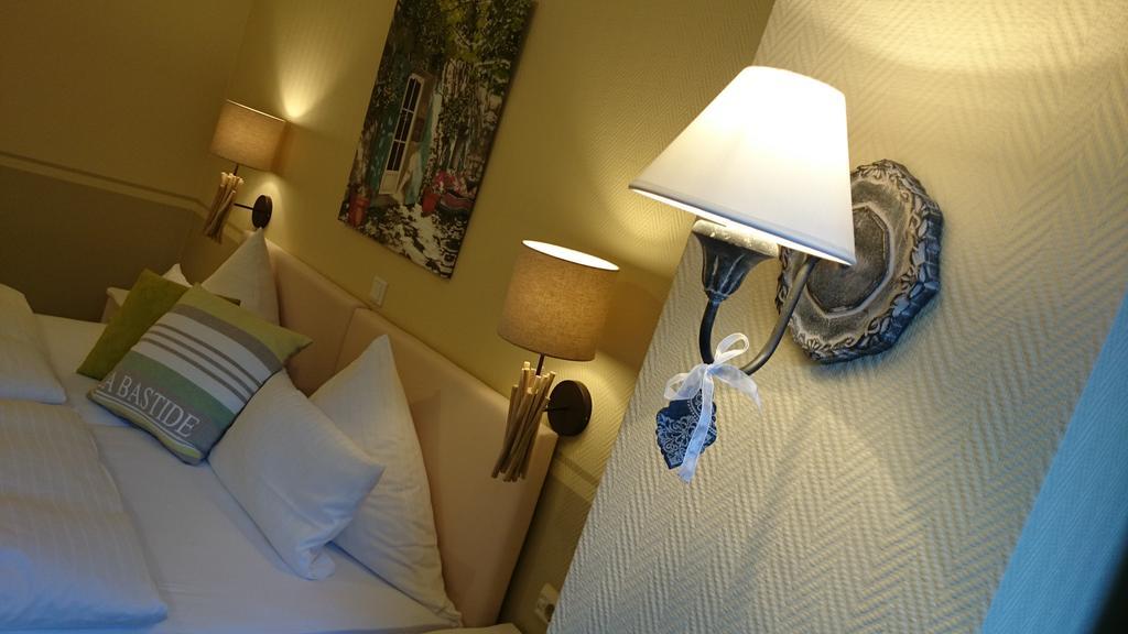 Hotel Villa Verde Düsseldorf Extérieur photo